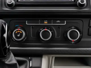 2016 Volkswagen Transporter 2.0 TDI — 5