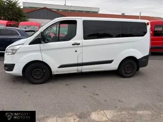 2017 Ford Transit Custom 2.0 TDCi 105 CP Trend 9 locuri — 4