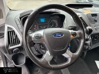 2017 Ford Transit Custom 2.0 TDCi 105 CP Trend 9 locuri — 6