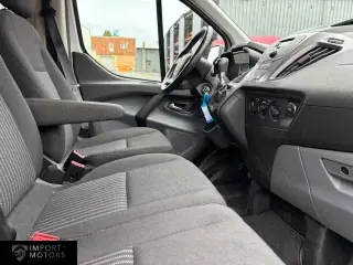 2017 Ford Transit Custom 2.0 TDCi 105 CP Trend 9 locuri — 7