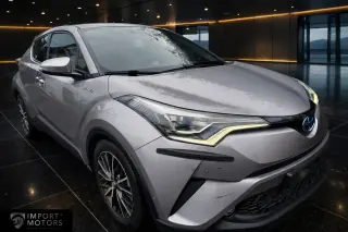 2017 Toyota C-HR Hybrid — 2