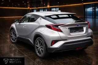 2017 Toyota C-HR Hybrid — 8