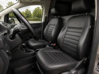 2017 Volkswagen Caddy 2.0 TDI DSG Sport Edition — 6