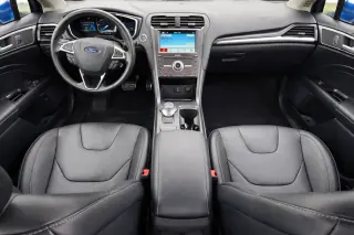 2018 Ford Fusion Titanium Hybrid — 5