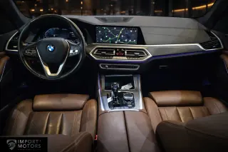 2020 BMW X5 xDrive45e Plug-In Hybrid — 3