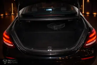 2020 Mercedes-Benz E300de Avantgarde — 7