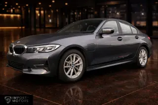 2021 BMW 330e Sedan Plug-in Hybrid Advantage — 1