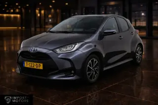 2023 Toyota Yaris 1.5 Hybrid Dynamic — 1