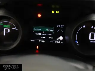 2023 Toyota Yaris 1.5 Hybrid Dynamic — 8
