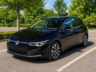 2023 Volkswagen Golf 1.4 eHybrid Style — 1