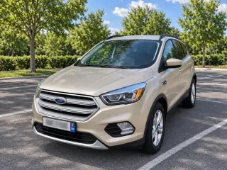 2017 Ford Escape SE 1.5 EcoBoost — 1
