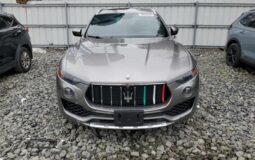 2017 MASERATI LEVANTE LUXURY