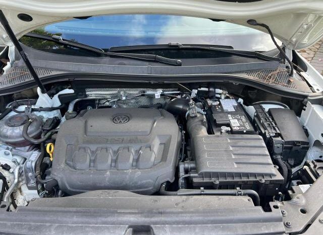 2024 VOLKSWAGEN TIGUAN SE R-LINE full