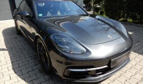 2018 Porsche Panamera Sport Turismo 4 E-Hybrid