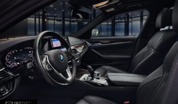 2020 BMW 530e Luxury Line încărcat