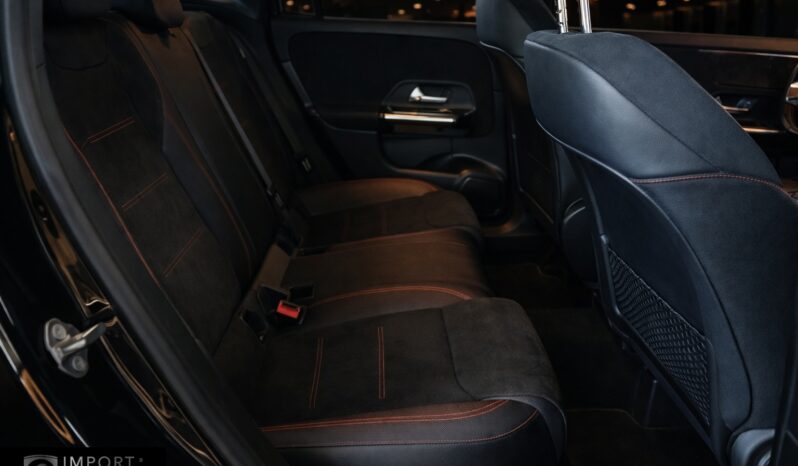 2021 Mercedes-Benz GLA 200d AMG full