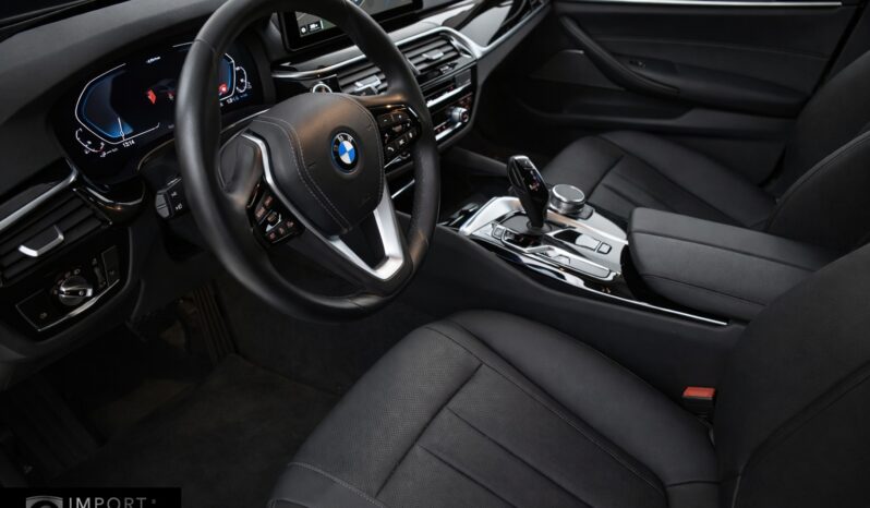2022 BMW 530e xDrive full