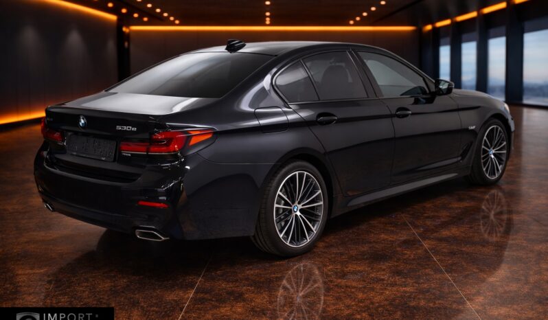 2022 BMW 530e xDrive full