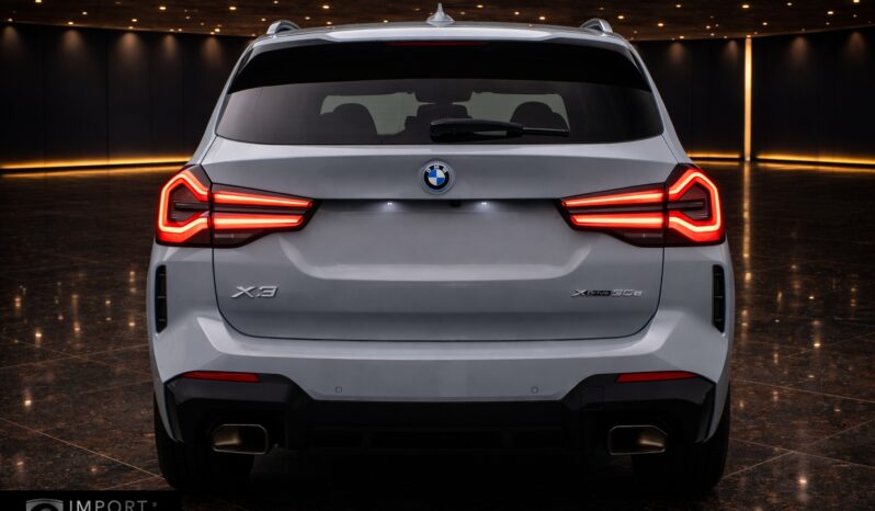 2022 BMW X3 xDrive30e M Sport full