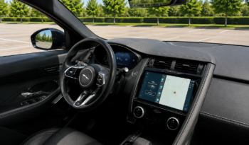2023 Jaguar E-Pace P300e R-Dynamic S full